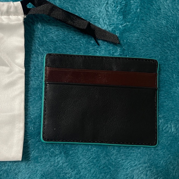 NIB Tieks Card Case in Raspberry Truffle - Picture 3 of 5